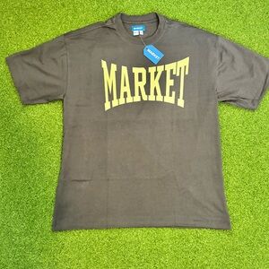 Market T-Shirt